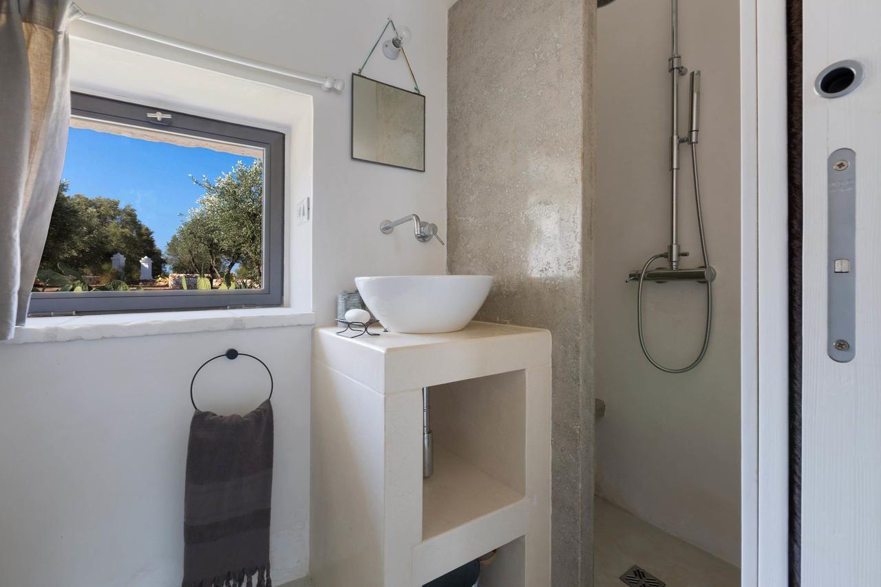 Villa Casale Con Cipresso Ostuni Exterior foto