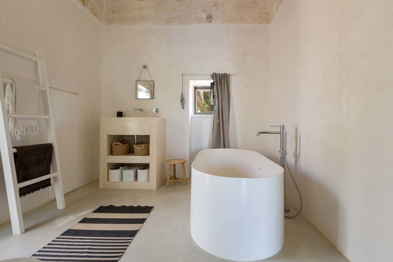 Villa Casale Con Cipresso Ostuni Exterior foto