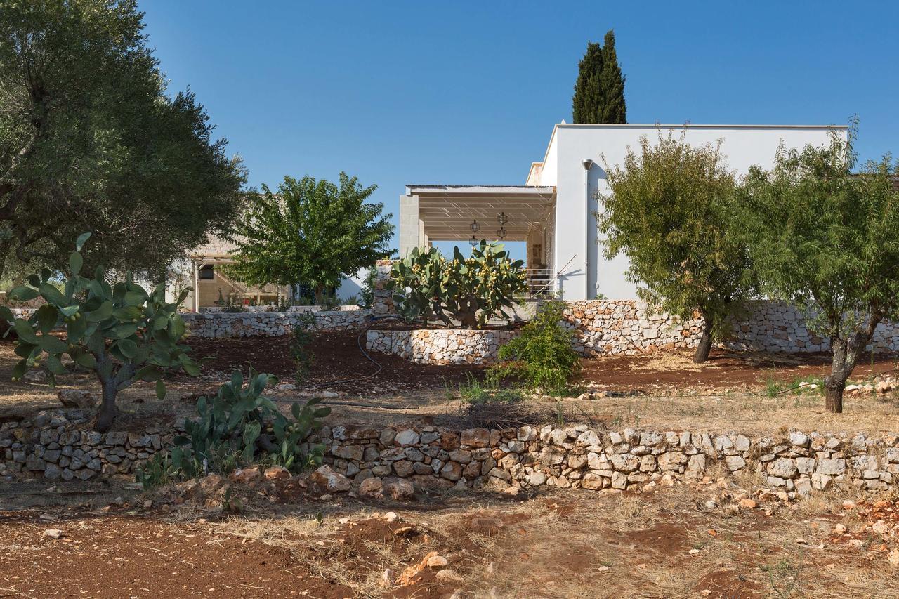 Villa Casale Con Cipresso Ostuni Exterior foto
