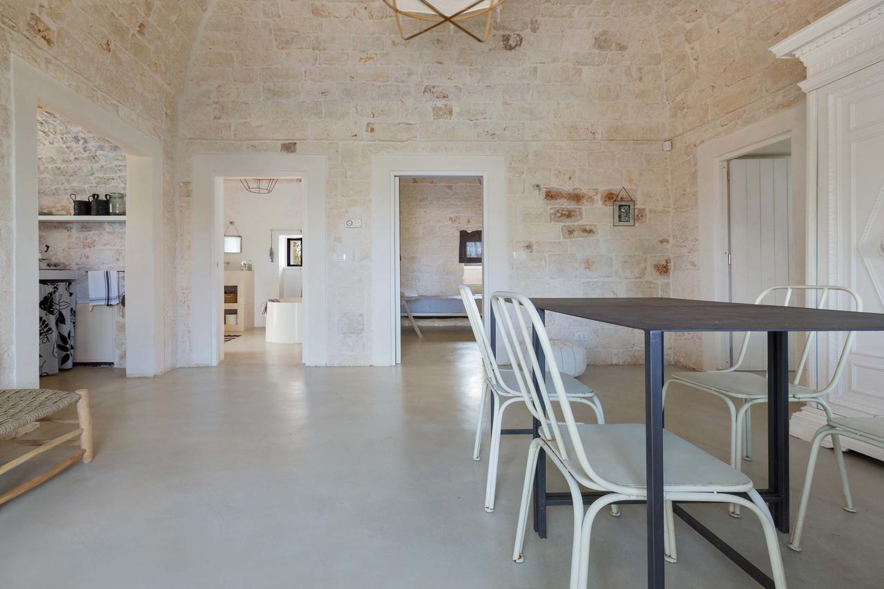 Villa Casale Con Cipresso Ostuni Exterior foto
