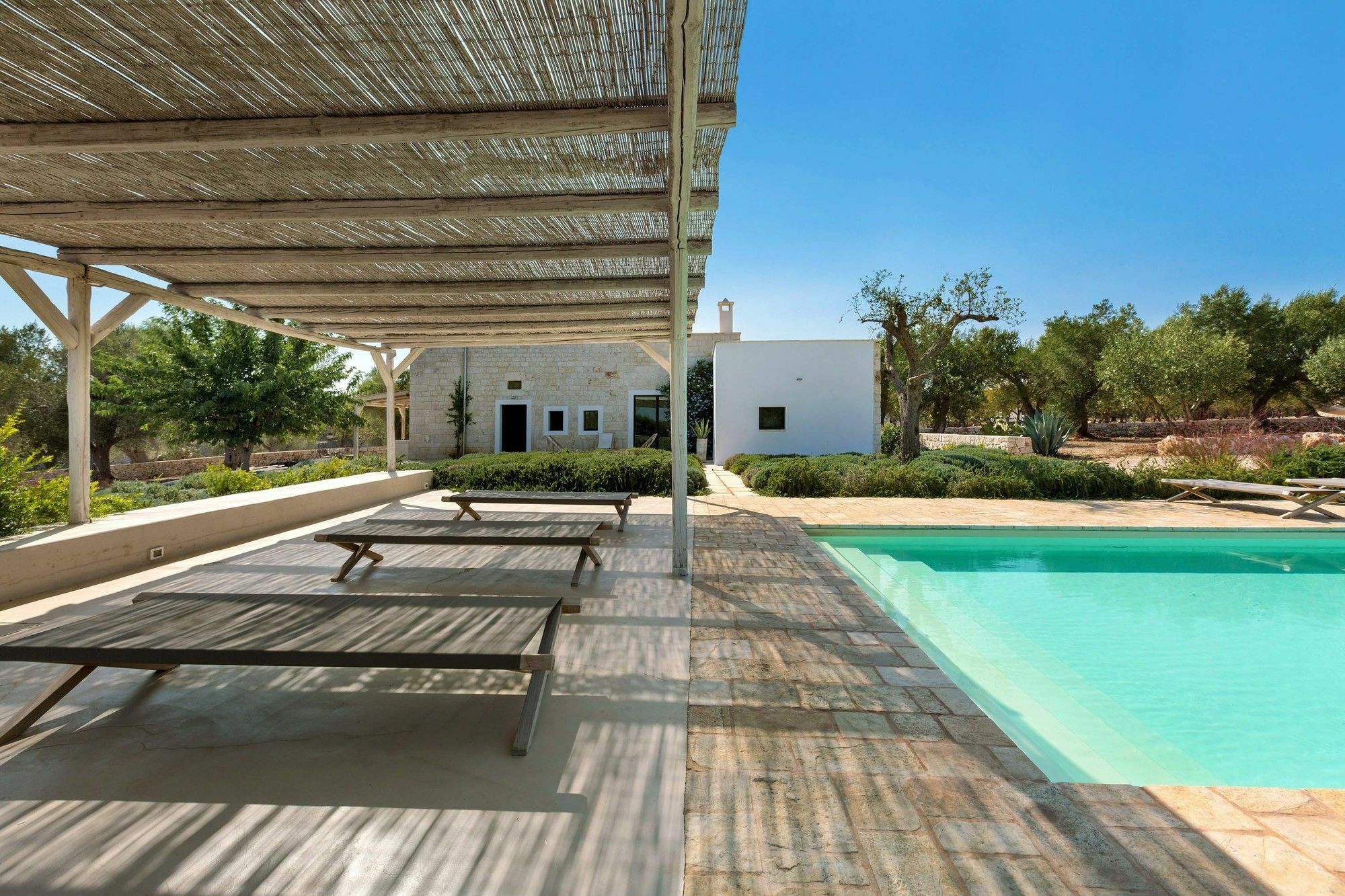Villa Casale Con Cipresso Ostuni Exterior foto